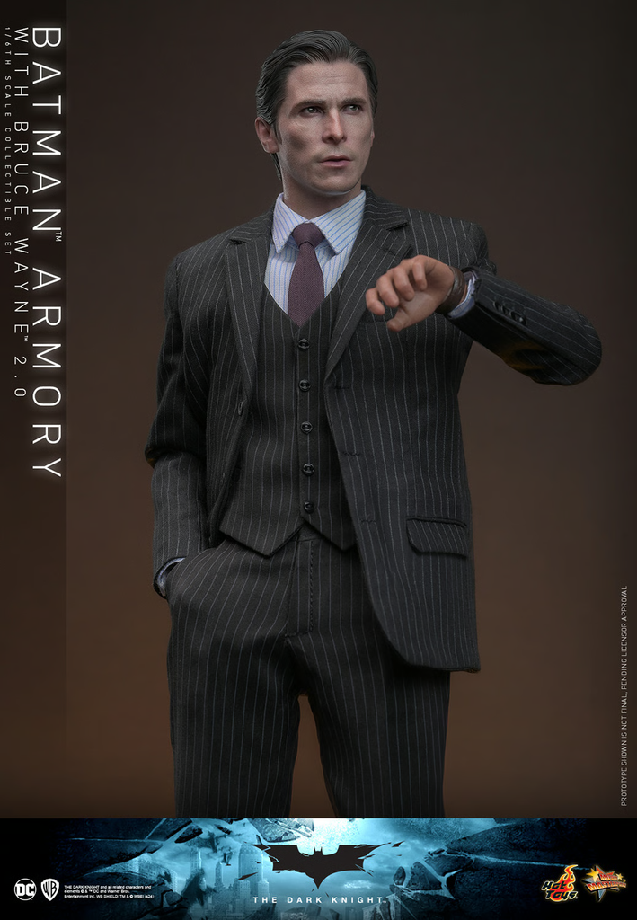 Batman Armory com Bruce Wayne (2.0) - BATMAN THE DARK KNIGHT - 1/6 Scale - Hot Toys
