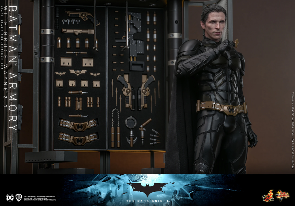 Batman Armory com Bruce Wayne (2.0) - BATMAN THE DARK KNIGHT - 1/6 Scale - Hot Toys