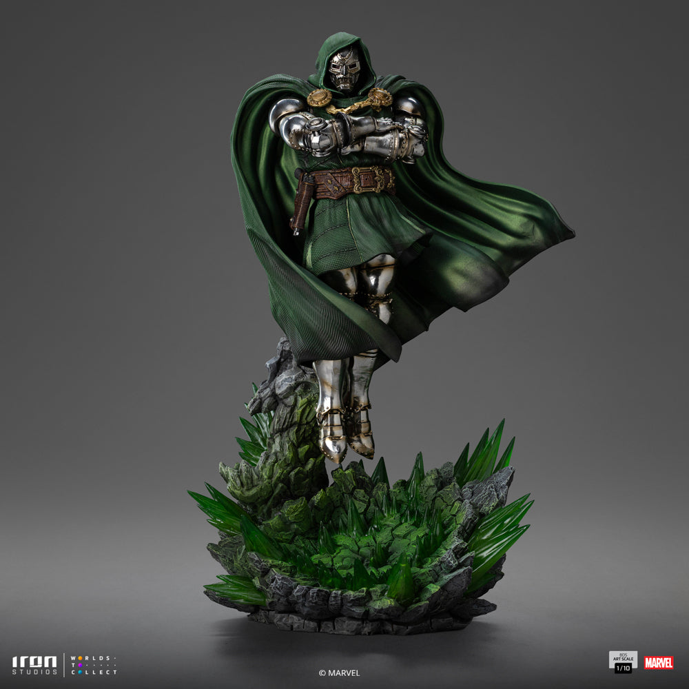 Estátua Doctor Doom - Infinity Gauntlet Diorama - BDS Art Scale 1/10 - Iron Studios
