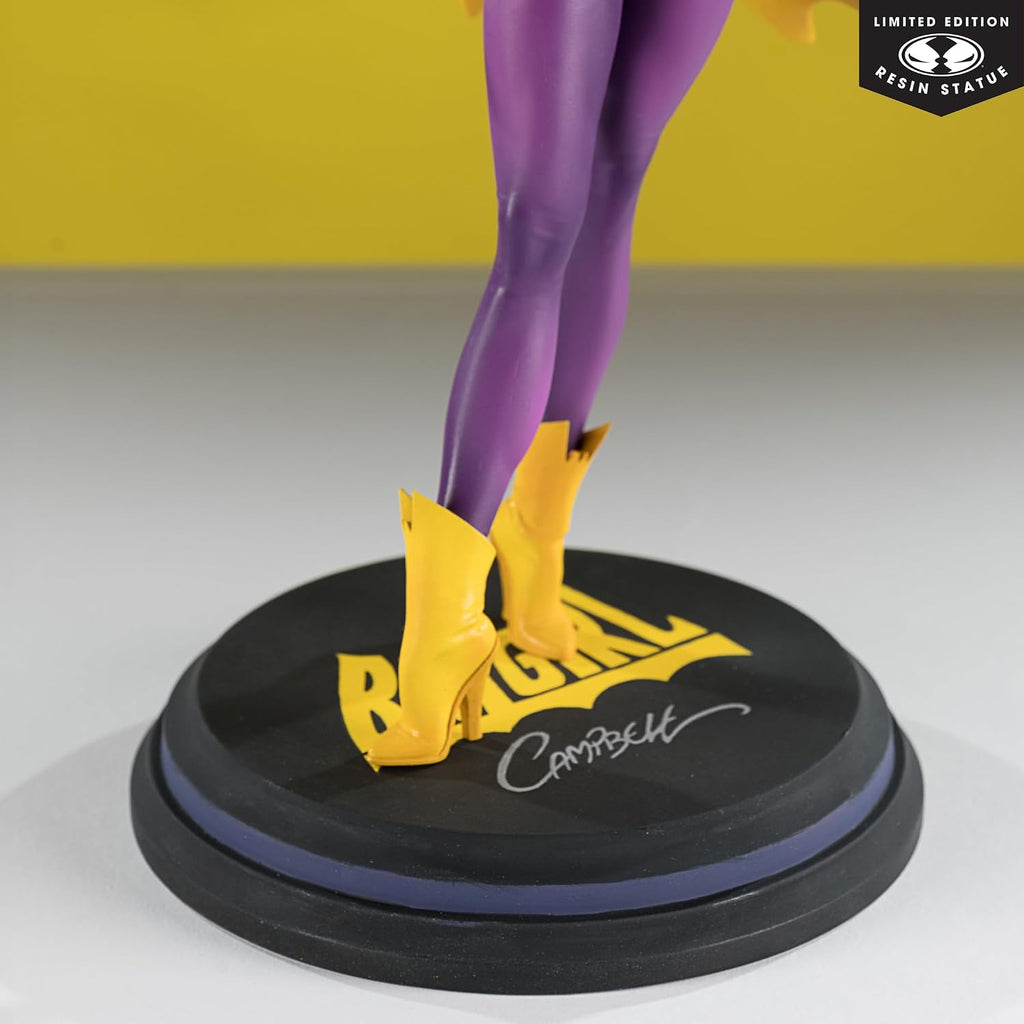 Estátua Batgirl by J. Scott Campbell (DC Cover Girls) - DC Direct - 1/8 Scale - McFarlane