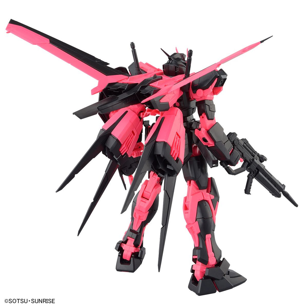 Figura Model Kit Aile Strike Gundam (Ver. RM Recirculation Color Neon Pink) - Gundam - MG 1/100 - Bandai