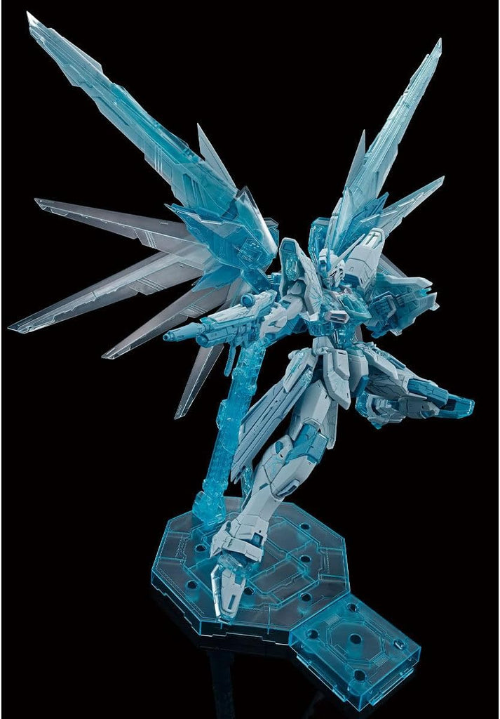 Figura Freedom Gundam Ver.2.0 (Cross Contrast Colors Clear Blue) - Gundam - Mg 1/100 - Bandai