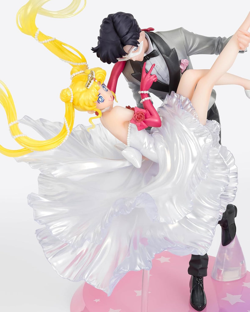 Estátua Usagi e Tuxedo Mask - Sailor Moon - Moonlight Glow Edition - Figuarts Zero Chouette - Bandai