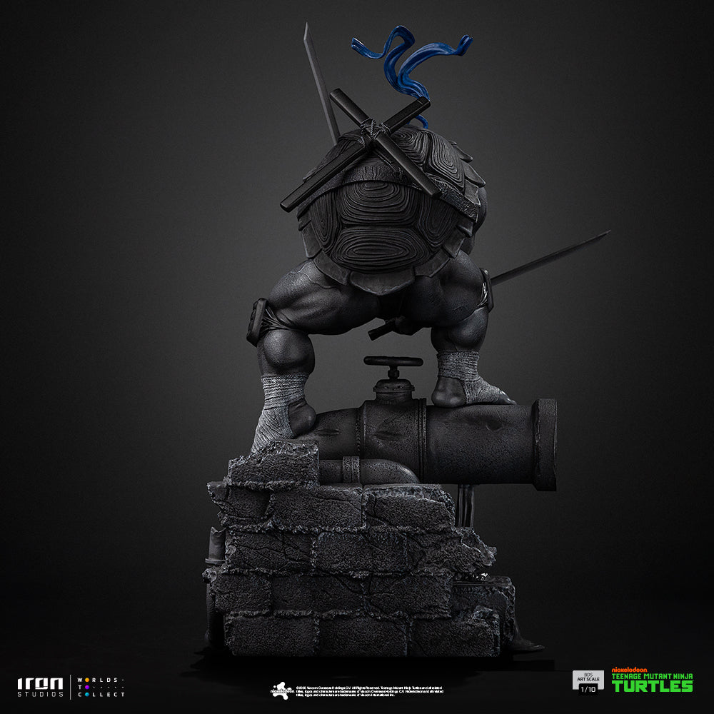 Estátua Leonardo (Black and White Variant) – TMNT – BDS Art Scale 1/10 – Iron Studios