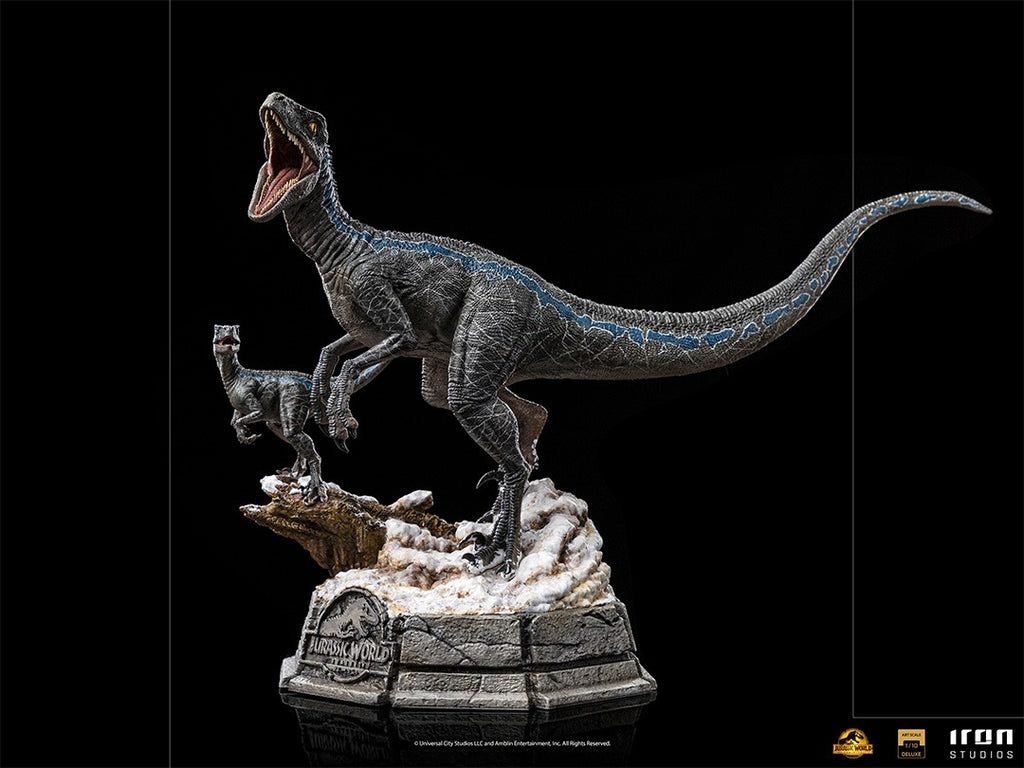 Estátua Blue and Beta Deluxe - Jurassic World: Dominion - Art Scale 1/10 - Iron Studios