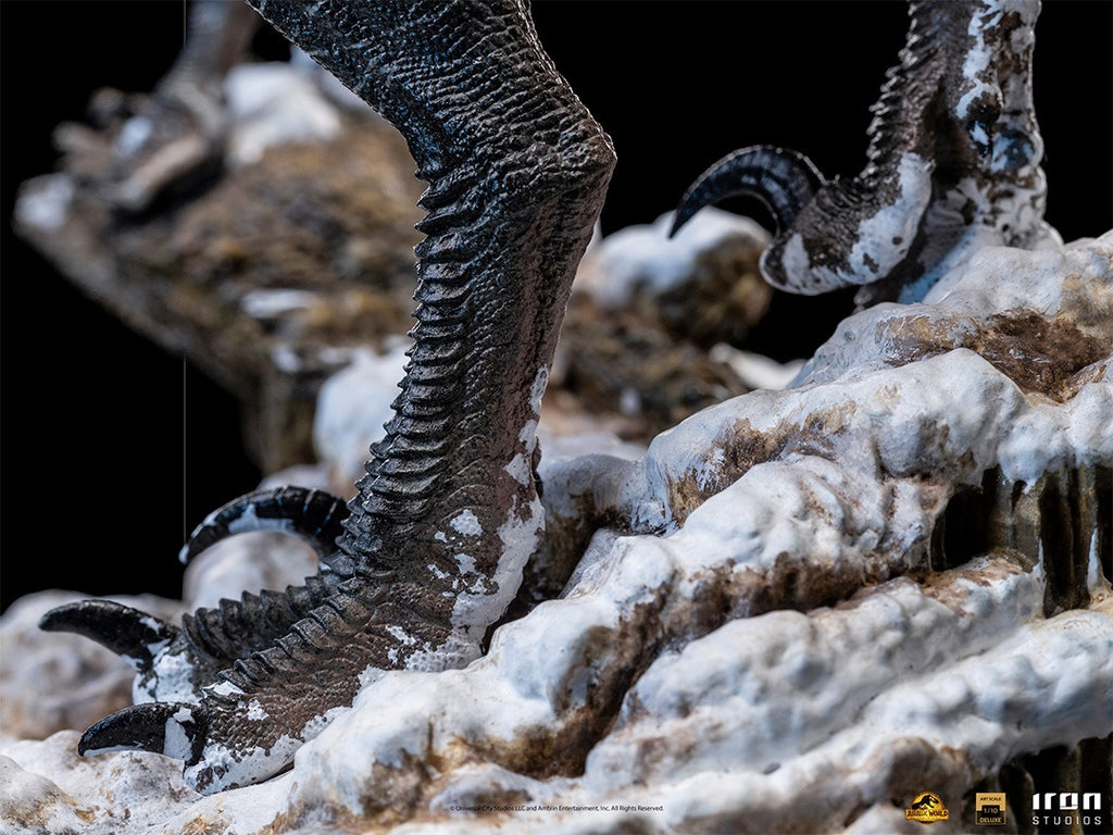 Estátua Blue and Beta Deluxe - Jurassic World: Dominion - Art Scale 1/10 - Iron Studios