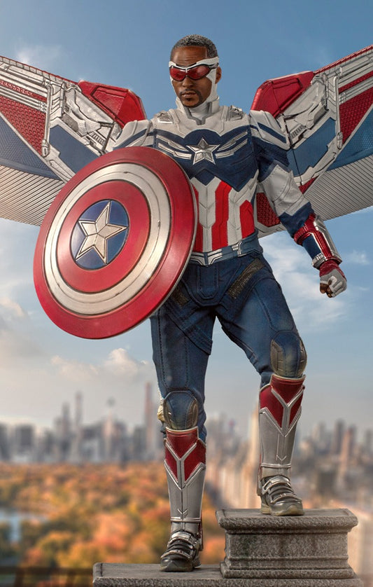 Estátua Capitão America Sam Wilson (Asas Abertas) - Falcão e o Soldado Invernar - Legacy Replica 1/4 - Iron Studios
