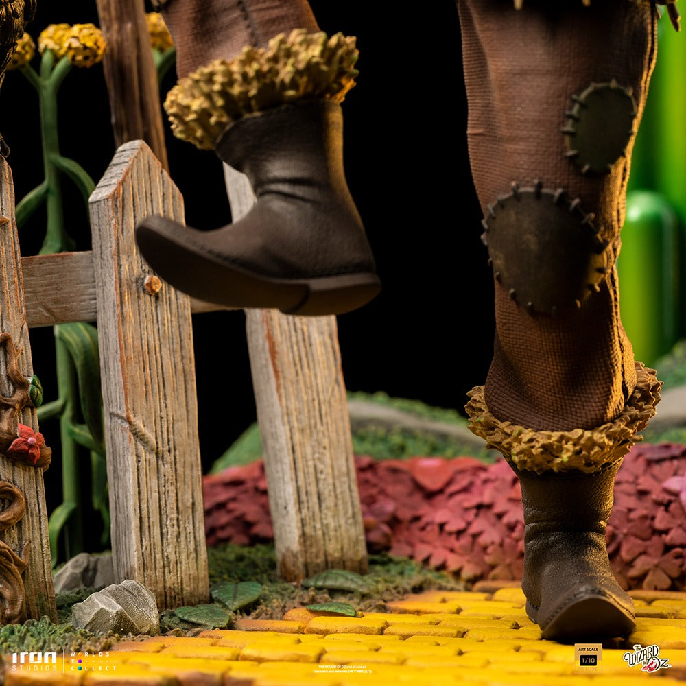 Estátua Espantalho Deluxe - Mágico de Oz - Art Scale 1/10 - Iron Studios