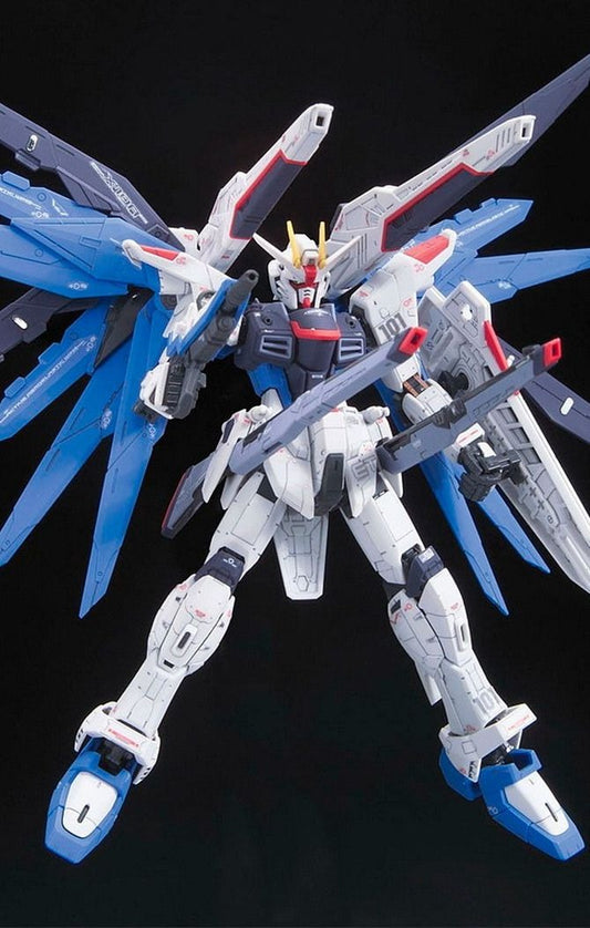 Model Kit - Freedom Gundam - RG 1/144 - Gundam Seed - Model Kit - Bandai