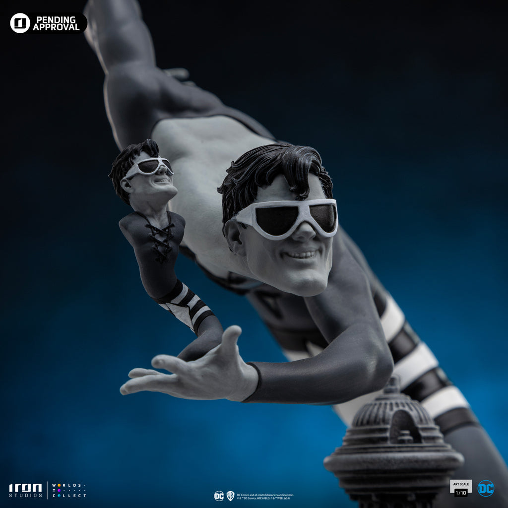 Estátua Plastic Man (B&W) Exclusive - DC Comics Series #9 - Art Scale 1/10 - Iron Studios
