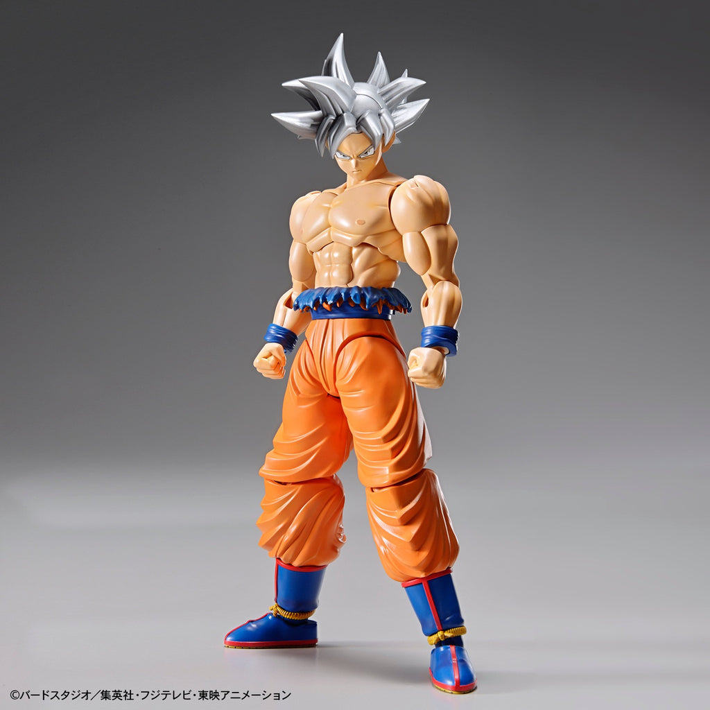 Model Kit Goku Ultra Instinct - Dragon Ball - Figure-Rise Standard - Bandai