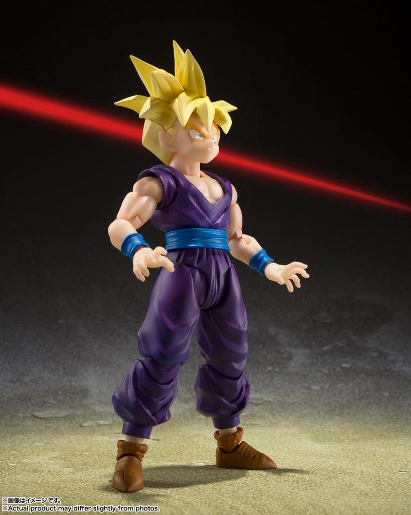 Figura Super Saiyan Son Gohan The Warrior Who Surpassed Goku - Dragon Ball Z - S.H.Figuarts - Bandai