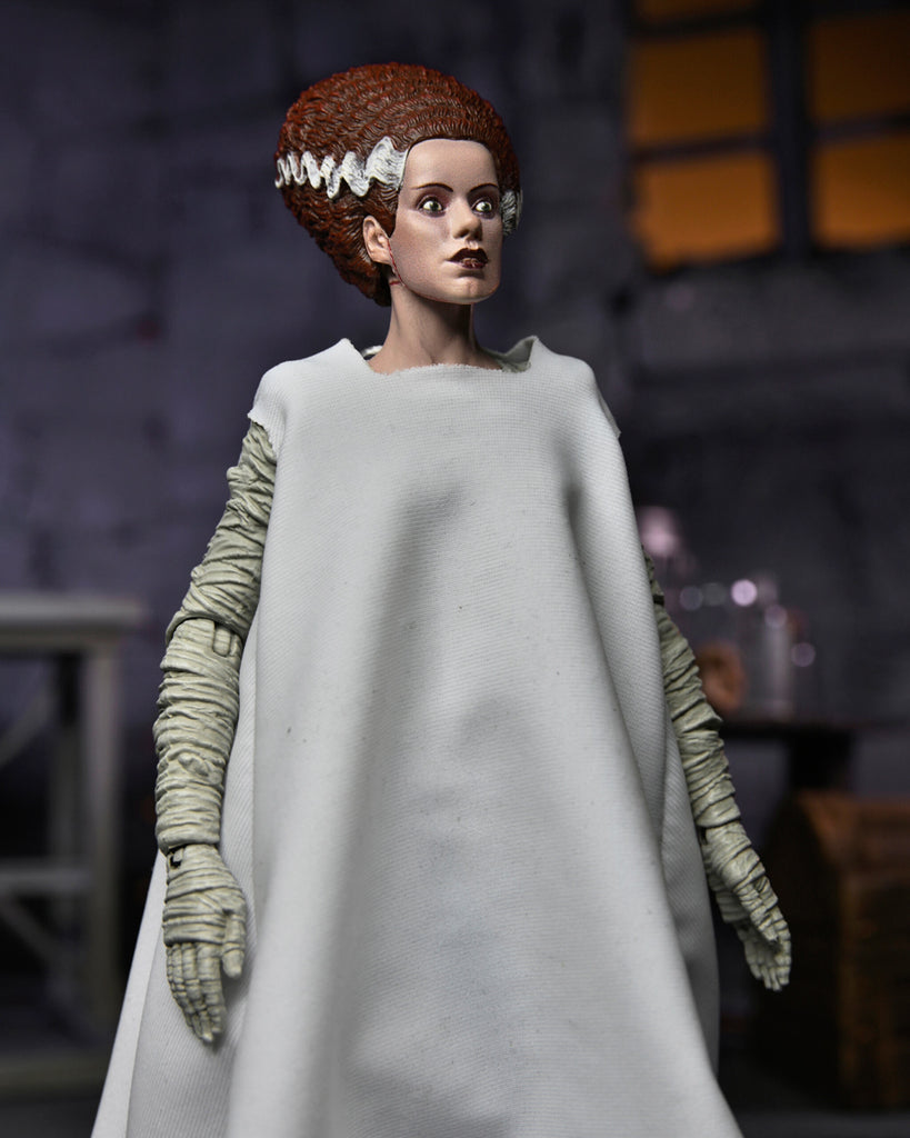Figura Ultimate Bride of Frankenstein Color - Universal Monster - 7'' Scale - Neca