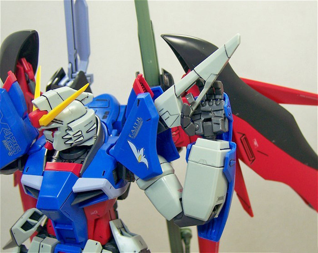 ZGMF-X42S Destiny Gundam - Gundam - MG 1/100 - Bandai