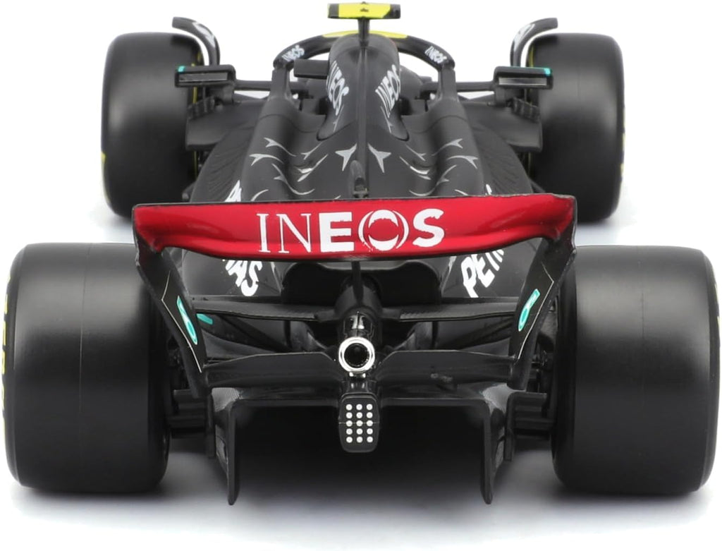 F-1 2023 MERCEDES W14 44 HAMILTON COM BONECO - 1/24 - Burago